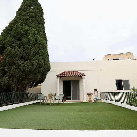 Private Garden T1 * Saint Julian's
