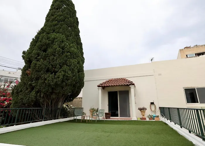 Apartamento Private Garden T1 *