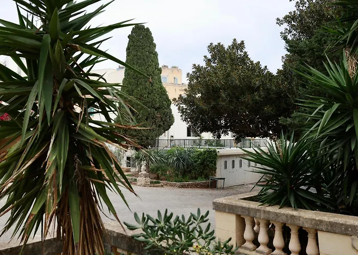 Private Garden T1 * St. Julian's