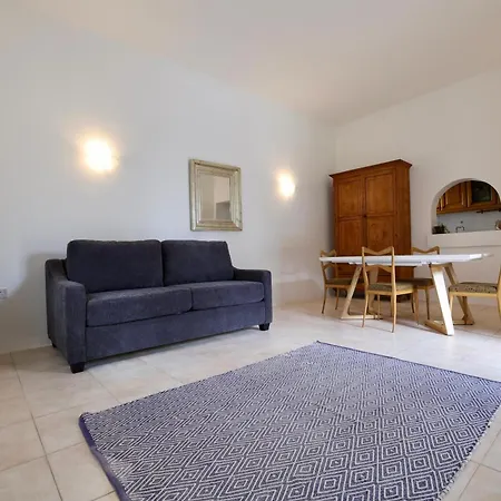 Private Garden T1 * San Ġiljan