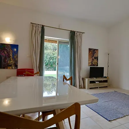 Appartement Private Garden T1 *